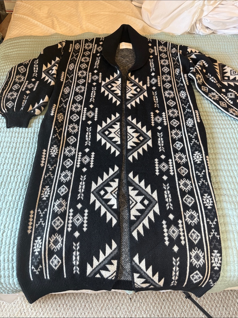 Panache Black & White Geometric Zip-Front Women's Cardigan NWOT Large